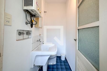 Apartamento para alugar com 112m², 2 quartos e sem vaga Apartamento para alugar com 112m², 2 quartos e sem vagaBanheiro de Serviço