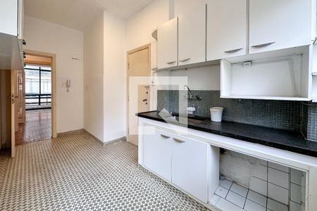Apartamento para alugar com 112m², 2 quartos e sem vaga Apartamento para alugar com 112m², 2 quartos e sem vagaCozinha
