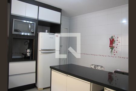 Casa à venda com 230m², 3 quartos e 2 vagasCozinha