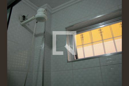 Casa à venda com 230m², 3 quartos e 2 vagasBanheiro 2