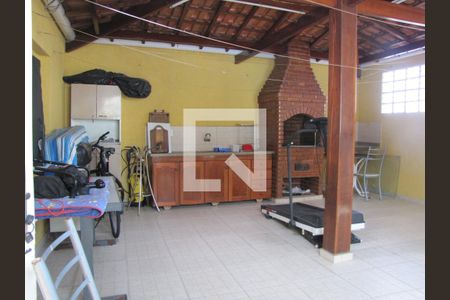 Casa à venda com 230m², 3 quartos e 2 vagasSalão de Festas