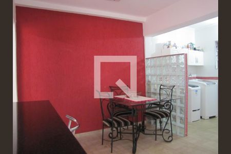 Casa à venda com 230m², 3 quartos e 2 vagasCozinha