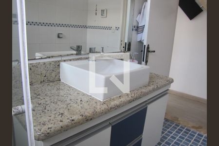Casa à venda com 230m², 3 quartos e 2 vagasBanheiro 1