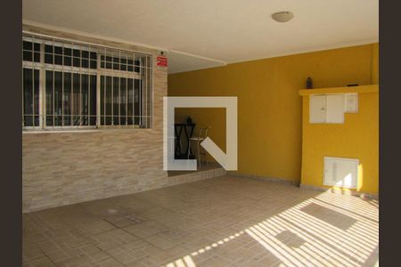 Casa à venda com 230m², 3 quartos e 2 vagasGaragem
