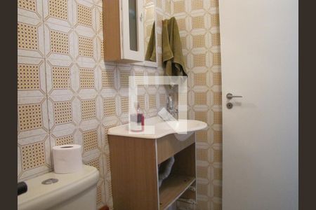Casa à venda com 230m², 3 quartos e 2 vagasBanheiro 3