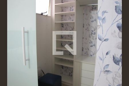 Casa à venda com 230m², 3 quartos e 2 vagasCloset Quarto 2