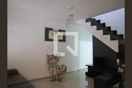 Sala de casa à venda com 3 quartos, 230m² em Vila Constança, São Paulo