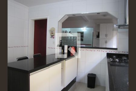 Casa à venda com 230m², 3 quartos e 2 vagasCozinha