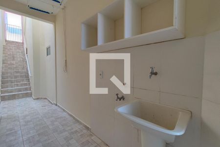 Casa à venda com 112m², 3 quartos e 2 vagasÁrea de Serviço