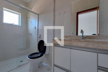 Casa à venda com 112m², 3 quartos e 2 vagasBanheiro Suíte