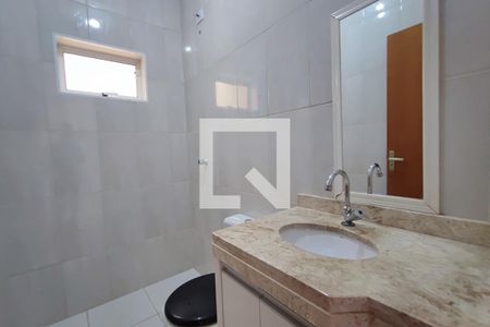 Casa à venda com 112m², 3 quartos e 2 vagasBanheiro Social 2