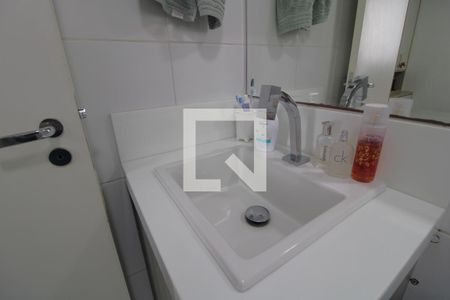 Apartamento à venda com 70m², 3 quartos e 1 vagaPia banheiro da suíte