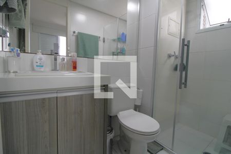 Banheiro da suíte de apartamento à venda com 3 quartos, 70m² em Cidade Ademar, São Paulo