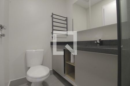 Banheiro de apartamento à venda com 1 quarto, 38m² em Marechal Rondon, Canoas