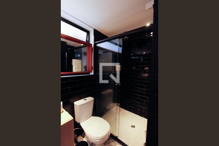 Apartamento à venda com 105m², 2 quartos e 1 vaga Apartamento à venda com 105m², 2 quartos e 1 vagaBanheiro Social