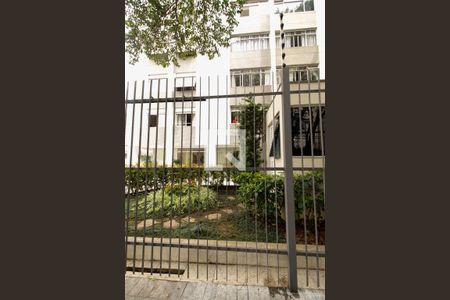 Apartamento à venda com 105m², 2 quartos e 1 vaga Apartamento à venda com 105m², 2 quartos e 1 vagaFachada