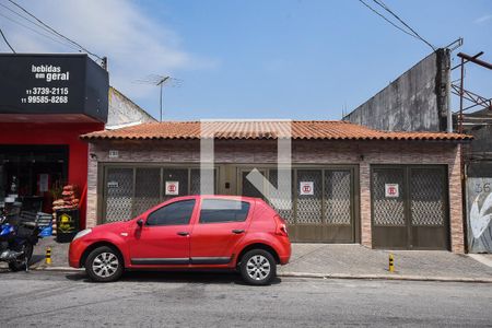 Casa para alugar com 329m², 4 quartos e 3 vagasFachada