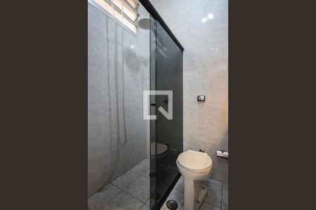 Casa para alugar com 329m², 4 quartos e 3 vagasBanheiro suíte 2
