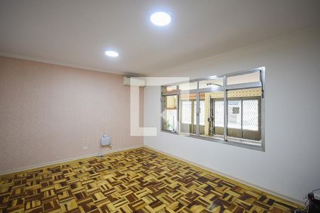 Sala de casa para alugar com 4 quartos, 329m² em Jardim Monte Kemel, São Paulo