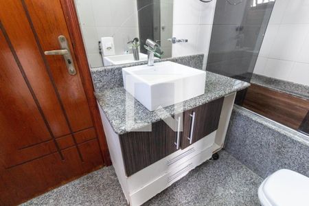 Apartamento para alugar com 43m², 1 quarto e sem vaga Apartamento para alugar com 43m², 1 quarto e sem vagaBanheiro da Suíte