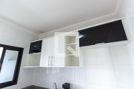 Apartamento para alugar com 43m², 1 quarto e sem vaga Apartamento para alugar com 43m², 1 quarto e sem vagaCozinha - Armários