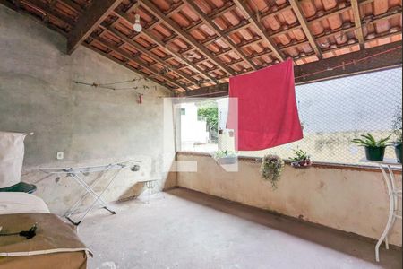 Casa para alugar com 207m², 2 quartos e 2 vagas Casa para alugar com 207m², 2 quartos e 2 vagasÁrea de serviço