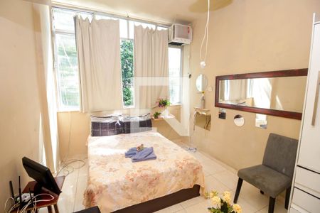 Quarto de kitnet/studio para alugar com 1 quarto, 30m² em Centro, Rio de Janeiro