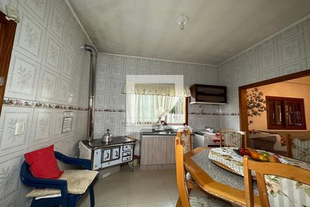 Casa à venda com 386m², 3 quartos e 2 vagasCozinha