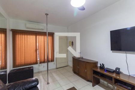 Sala de casa à venda com 3 quartos, 100m² em Itaquera, São Paulo