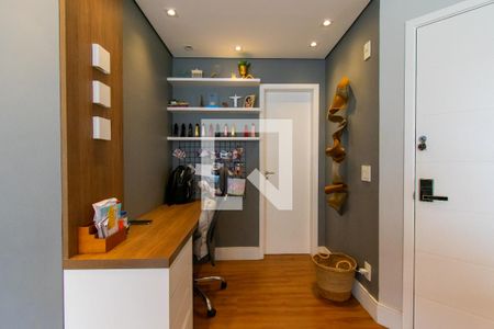 Apartamento à venda com 120m², 3 quartos e 2 vagasEscritório