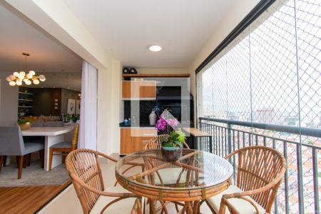 Apartamento à venda com 120m², 3 quartos e 2 vagasVaranda gourmet