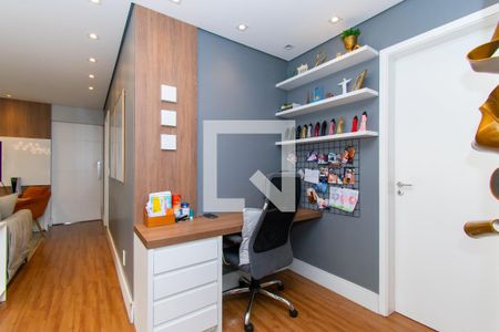 Apartamento à venda com 120m², 3 quartos e 2 vagasEscritório