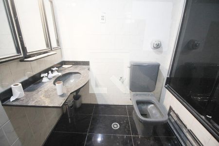 Apartamento à venda com 92m², 2 quartos e 2 vagasBanheiro