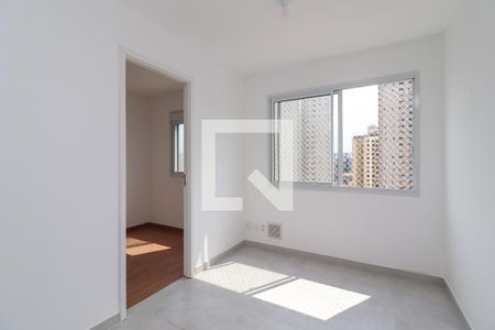 Apartamento para alugar com 2 quartos, 34m² em Parada Inglesa, São Paulo