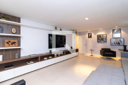 Apartamento para alugar com 34m², 2 quartos e sem vaga Apartamento para alugar com 34m², 2 quartos e sem vagaSala de Cinema