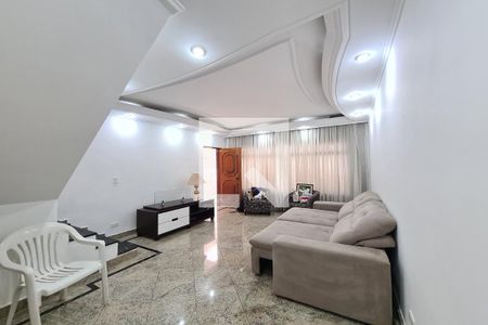 Sala de casa para alugar com 3 quartos, 190m² em Vila Ivone, São Paulo