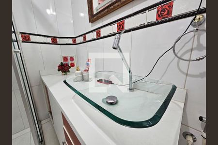 Casa à venda com 250m², 3 quartos e 2 vagasBanheiro 1