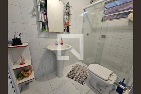 Casa à venda com 250m², 3 quartos e 2 vagasBanheiro 2