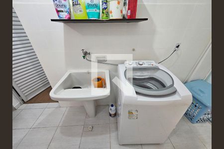 Casa à venda com 250m², 3 quartos e 2 vagasÁrea de Serviço