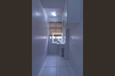 Apartamento para alugar com 58700m², 2 quartos e 1 vaga Apartamento para alugar com 58700m², 2 quartos e 1 vagaÁrea de Serviço