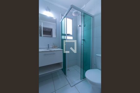 Apartamento para alugar com 58700m², 2 quartos e 1 vaga Apartamento para alugar com 58700m², 2 quartos e 1 vagaBanheiro