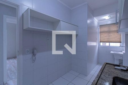 Apartamento para alugar com 58700m², 2 quartos e 1 vaga Apartamento para alugar com 58700m², 2 quartos e 1 vagaCozinha
