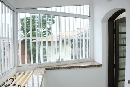 Apartamento para alugar com 165m², 3 quartos e 1 vagaÁrea de Serviço