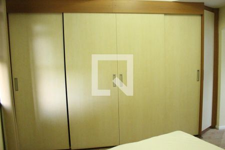 Apartamento para alugar com 165m², 3 quartos e 1 vagaSuíte - Armários