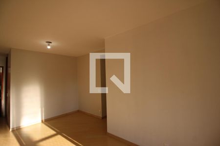 Sala de apartamento para alugar com 3 quartos, 64m² em Vila do Castelo, São Paulo
