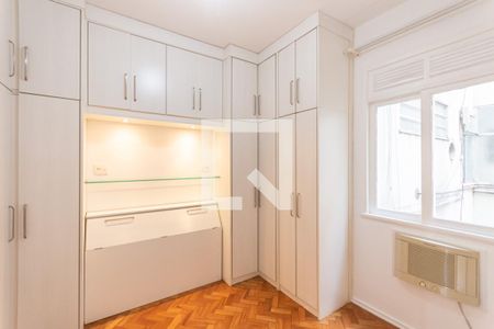 Apartamento para alugar com 87m², 2 quartos e 1 vagaSuíte