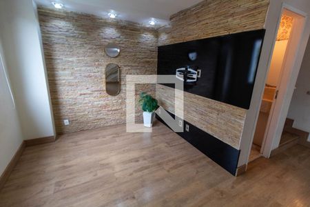 SALA de casa de condomínio à venda com 2 quartos, 131m² em Parque Imperador, Campinas