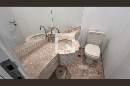 Apartamento para alugar com 262m², 3 quartos e 4 vagas Apartamento para alugar com 262m², 3 quartos e 4 vagasLavabo