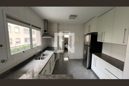 Apartamento para alugar com 262m², 3 quartos e 4 vagas Apartamento para alugar com 262m², 3 quartos e 4 vagasCozinha