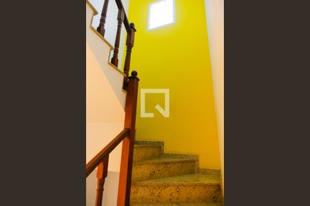 Corredor de casa à venda com 3 quartos, 150m² em Parque João Ramalho, Santo André